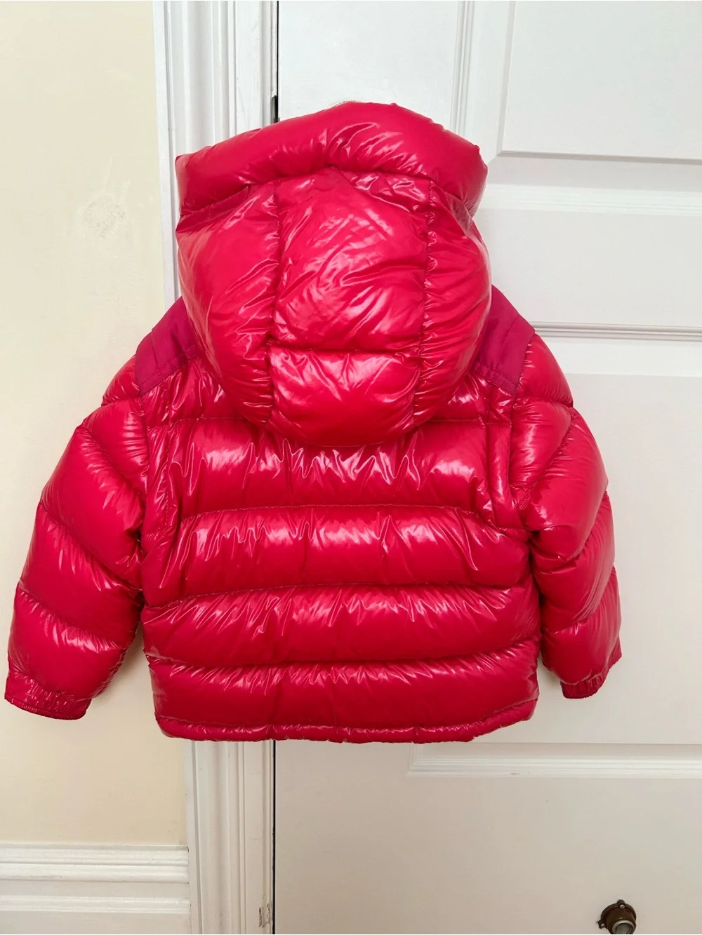 Moncler Kids Shiny Pink Quilted Puffer Jacket with Hood/Size 4 Girls/Vest